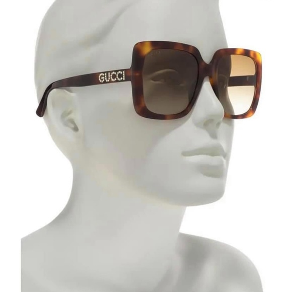 Gucci Accessories - GUCCI OVERSIZE SUNGLASSES w/ SWAROVSKI